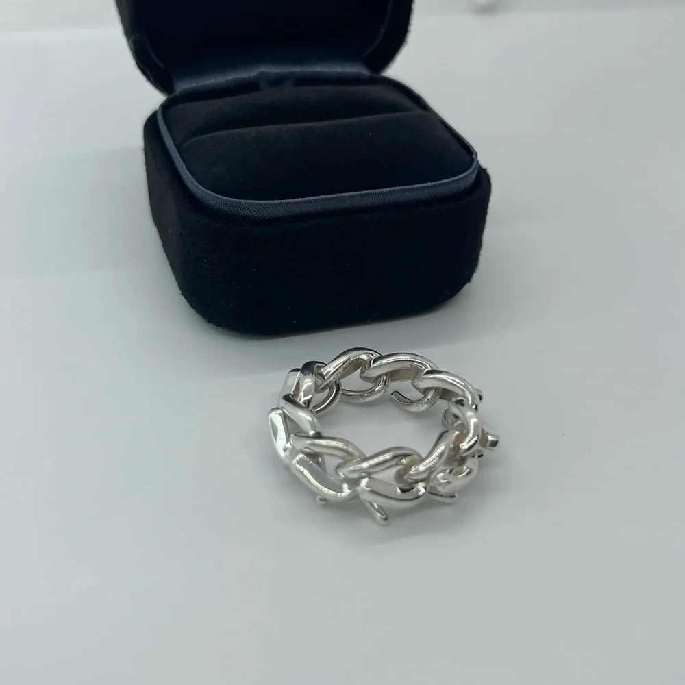 Tiffany & Co. Silver Link Ring - Picture 16 of 16